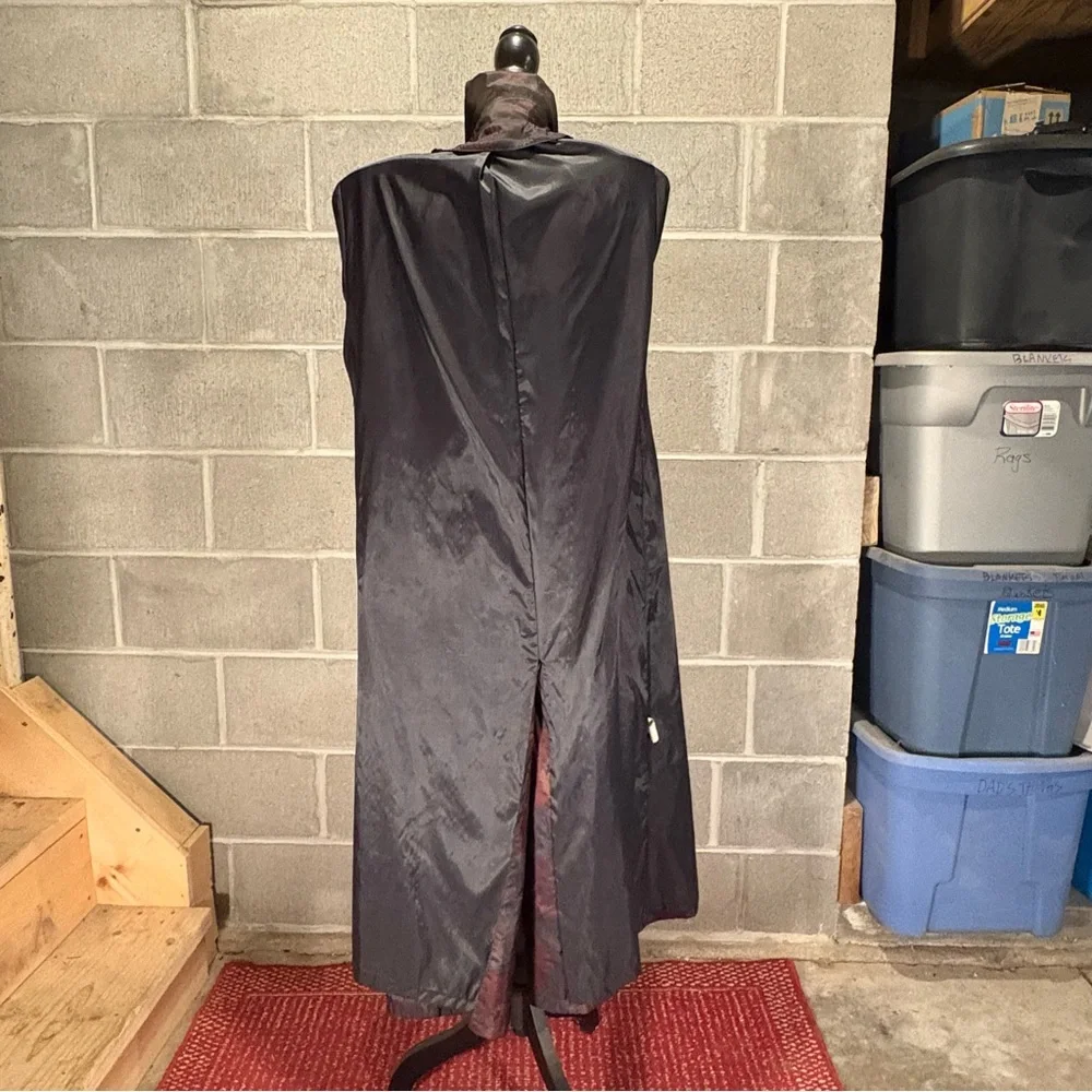 Vintage Degrees trench coat. - Picture 9 of 15